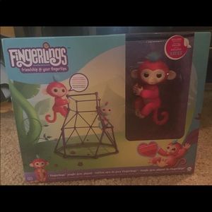 Fingerlings Aimee Jungle Gym Playset